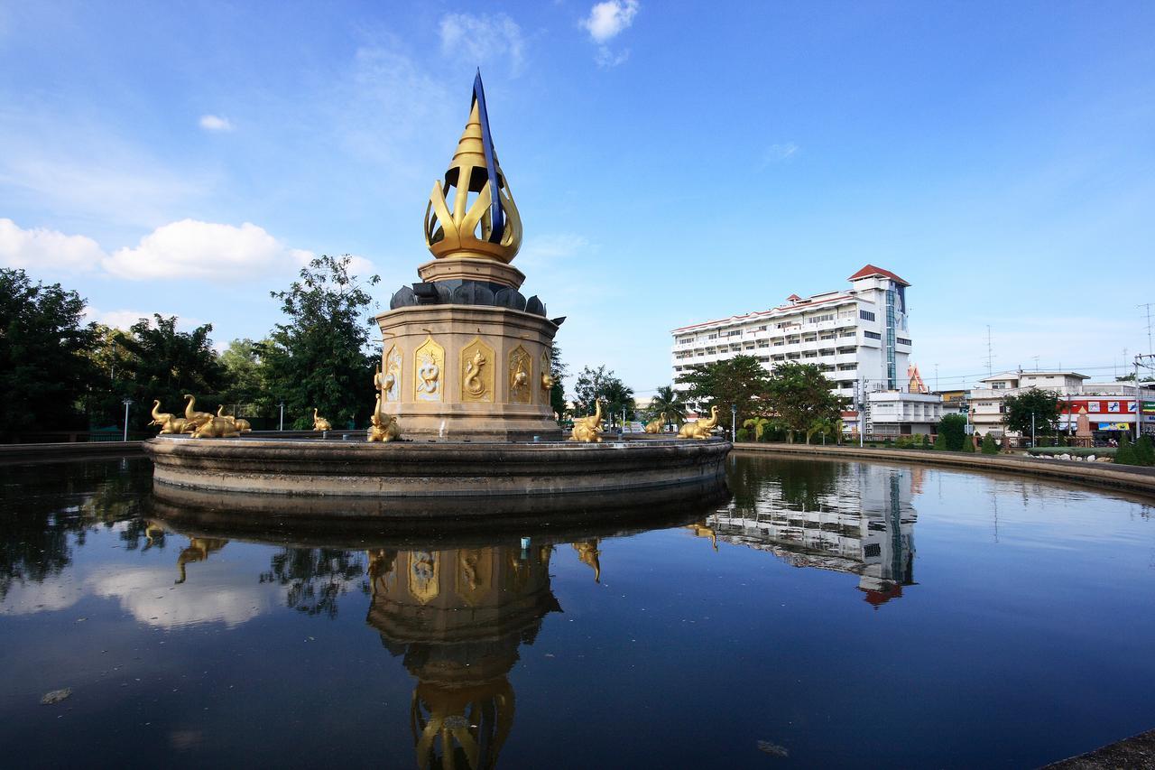 Chakungrao Riverview Hotel Kamphengphet Kültér fotó